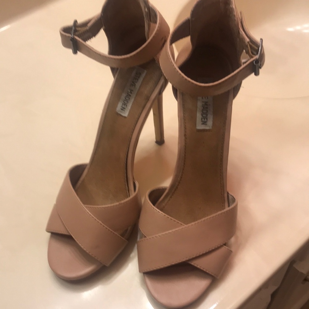 Tan Steve Madden stapled heels